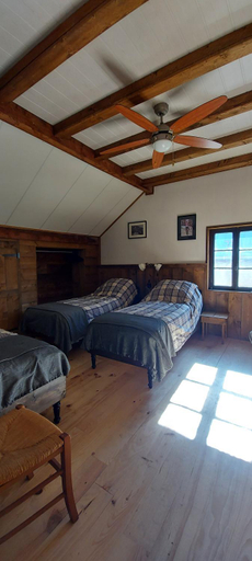 Bedroom 2, Chambre d'hotes le cycliste, Savoie
