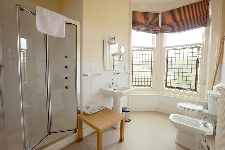 Bathroom, The Kingsknowes Hotel, Scottish Borders