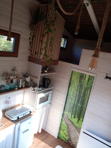Others 2, La tiny house exiguë , Somme