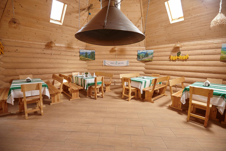 Food & Drinks 3, Chudodievo in Chynadievo Mini-Hotel, Mukachivs'kyi