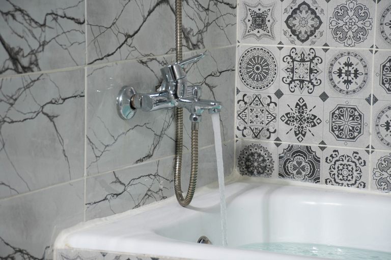 Bathroom 3, Residence America