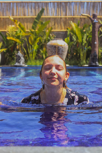 Swimming Pool 9