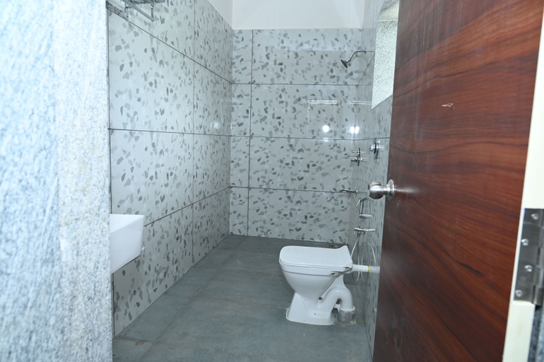Bathroom 4, Neer By Monarch Stays., Dakshina Kannada