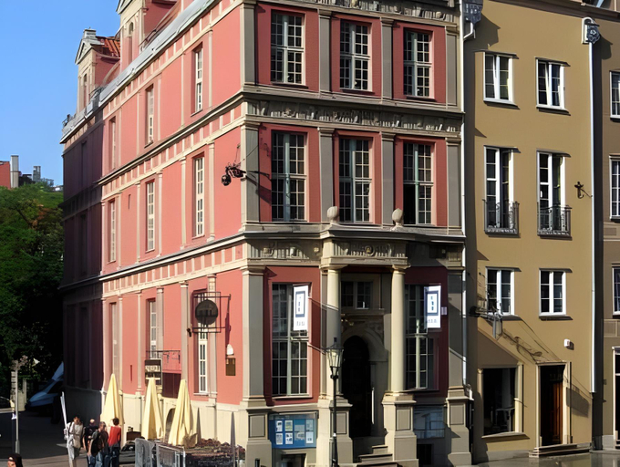 Others 5, Dom Schumannow, Gdańsk City