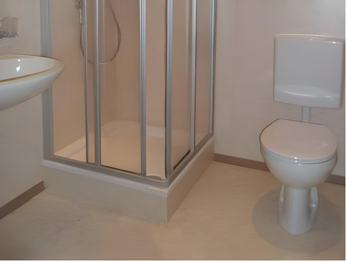 Bathroom 2, Apart Michaela, Landeck