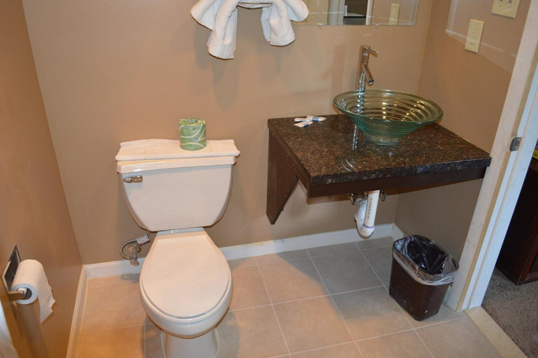 Bathroom 3, Bel Air Motor Lodge, Burlington
