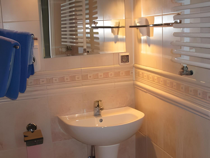 Bathroom 4, Hotelik W Centrum, Toruń City