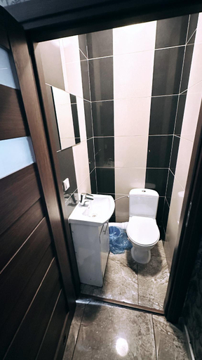 Bathroom, Palac Dabrowa, Dąbrowa Górnicza