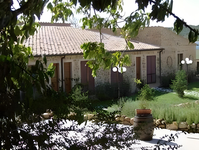 Others 4, Casale San Giovanni, Grosseto