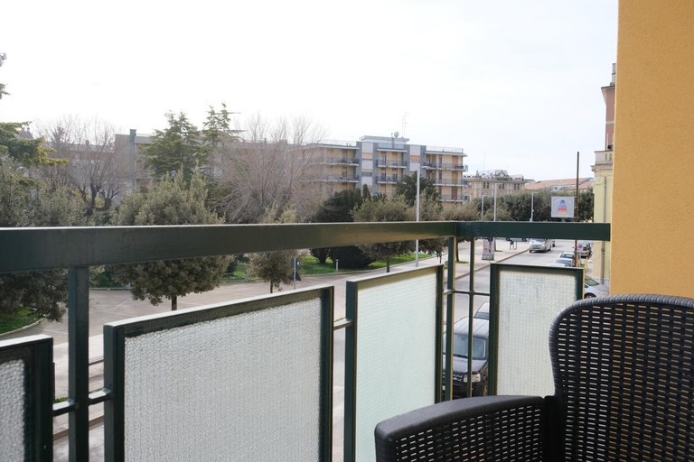 Others 5, Garibaldi House - B&B Luxury, Bari