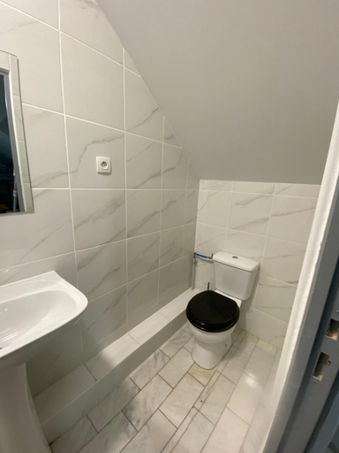 Bathroom 2, Hotel Pincevent, Val-de-Marne