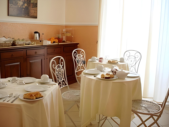 Food & Drinks, B&B Diana, Syracuse