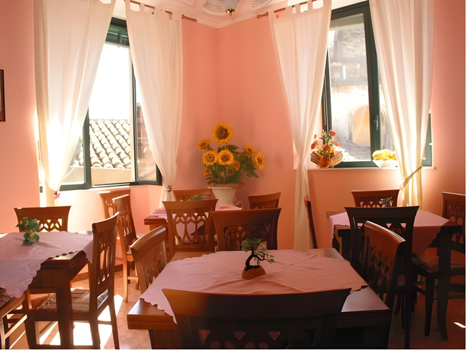 Food & Drinks 5, RS San Sebastiano Holidays, Catania