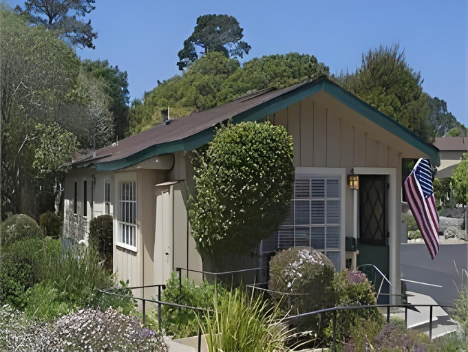 Exterior & Views 2, Sea Breeze Inn & Logde, Monterey