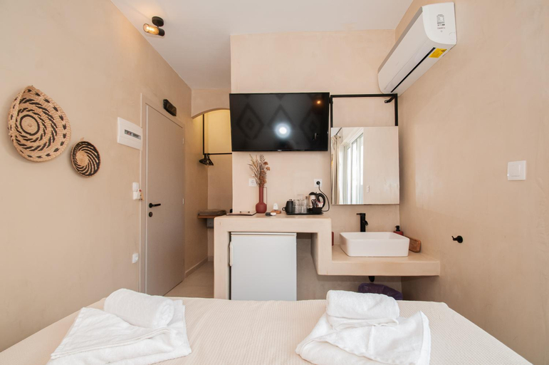 Bedroom 2, Atma Beach Rooms & Suites, South Aegean