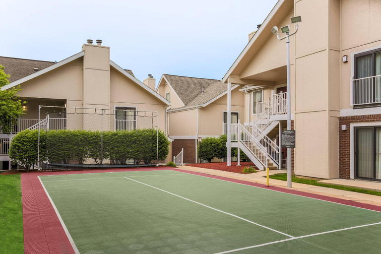 MainStay Suites St. Louis - Galleria, Saint Louis