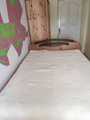 Bedroom 2, Liza Panzio, Mali Iđoš