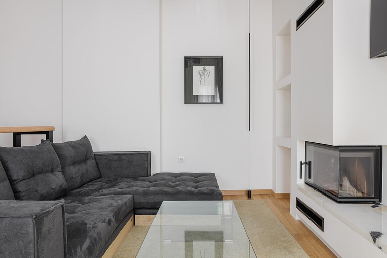 Others 5, Petrou Suites, Epirus
