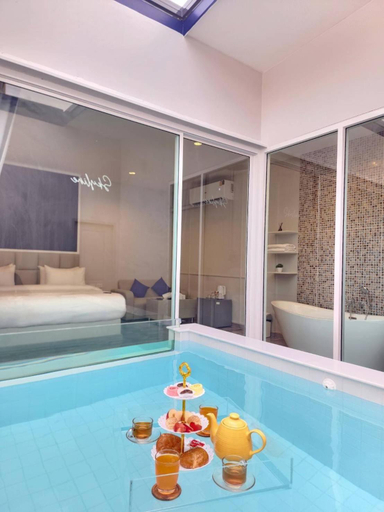 Swimming Pool 2