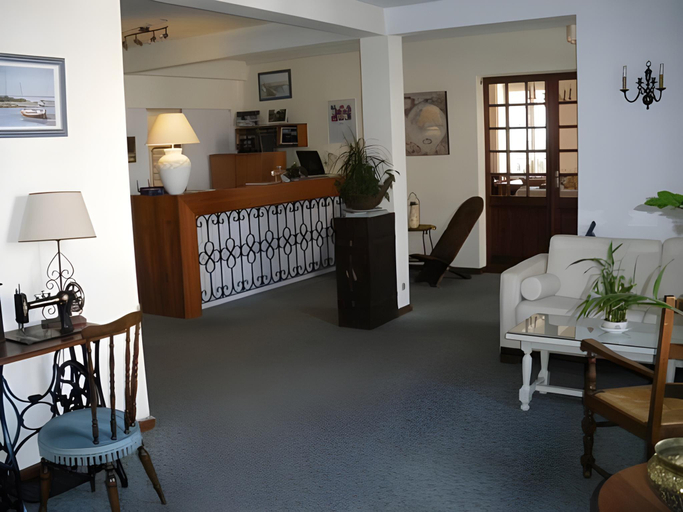 Bedroom 2, Hotel du Commerce Chez Stephane, Charente