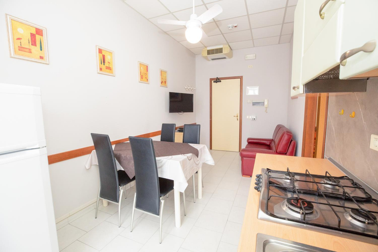 Others 4, Residence Daniele, Rimini