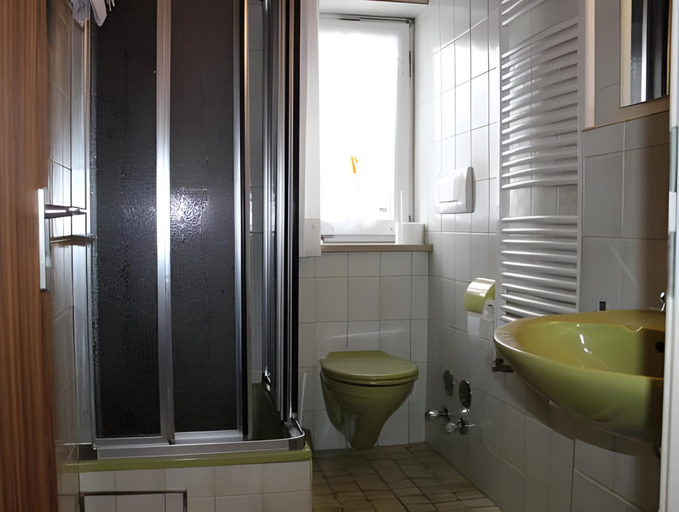 Bathroom 2, Haus Heimattreu, Berchtesgadener Land