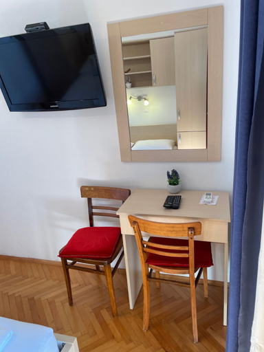 Others 2, Apartmani Dragica, Makarska