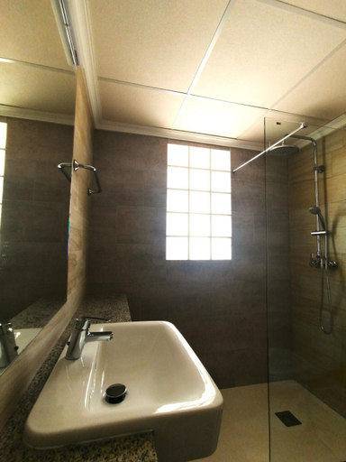 Bathroom 4, Apartamentos Marian, Baleares
