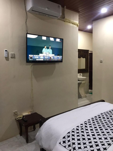 Bedroom 18