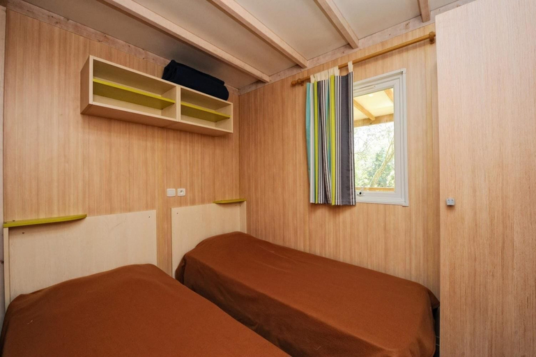 Bedroom 4, Camping Campo di Liccia, Corse-du-Sud