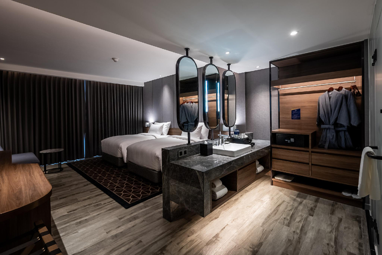 Bedroom 8