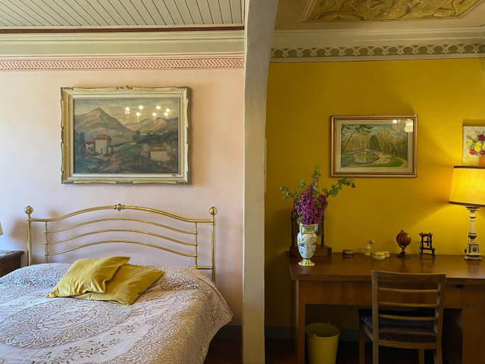 Others 3, B&B La Rocca, Prato
