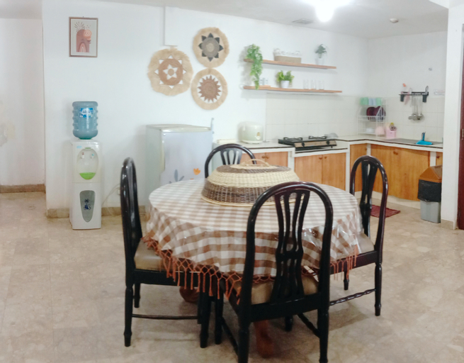 Dining Room 5, Kondominium Lippo Carita Beach, Serang