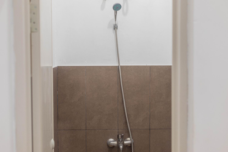 Bathroom 29