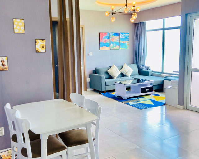 Dining Room 8