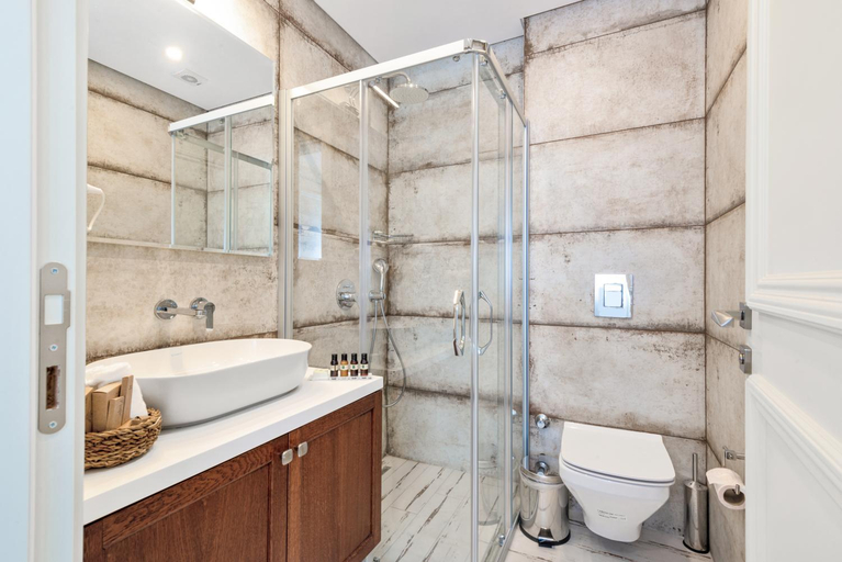 Bathroom 5, Rhodium Hotel, Çeşme