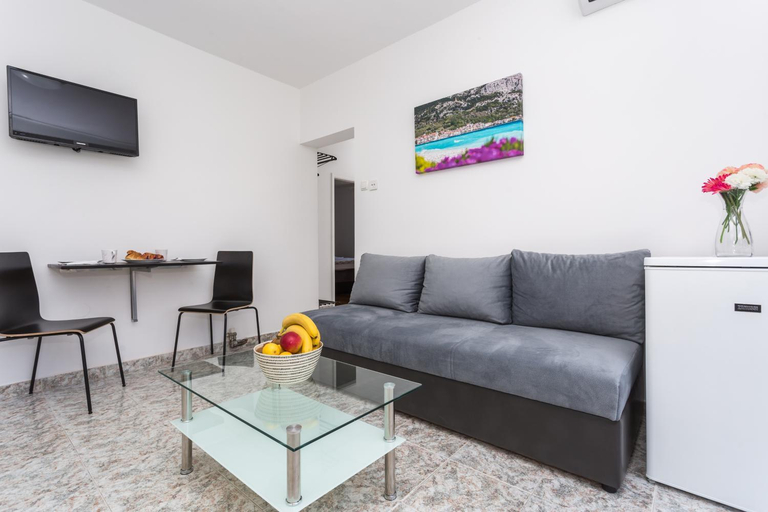 Others 3, Apartments with parking space Baska, Krk - 18818, Baška