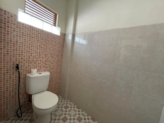 Bathroom 29