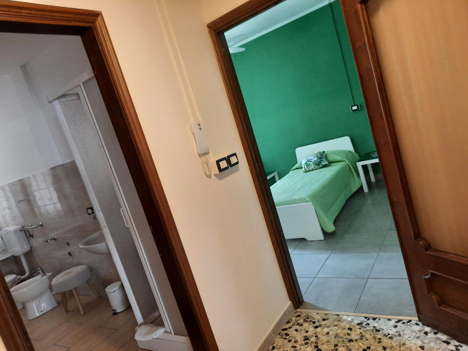 Others 4, Locanda della luna rossa, Asti