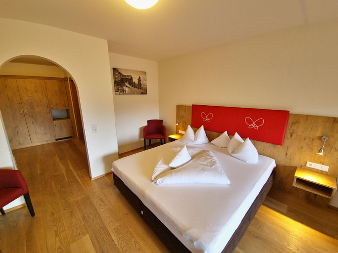 Bedroom 16