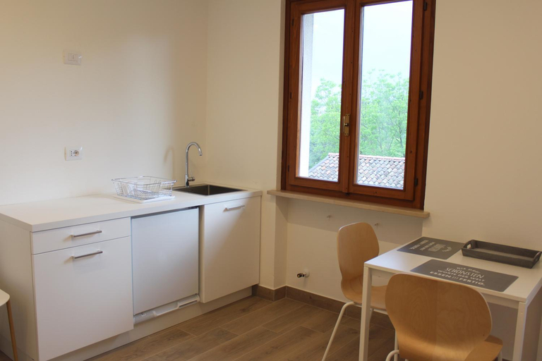 Dining Room 10