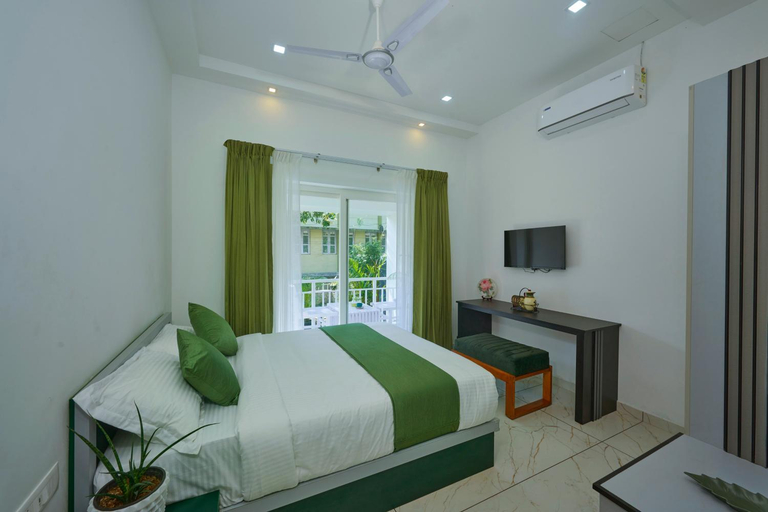 Bedroom 2, The Elms Thekkady, Theni