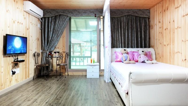 Bedroom 2, Gapyeong Camping For You Pension, Gapyeong