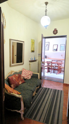 Others 4, Ca di felice-locanda dei cacciatori, Genova