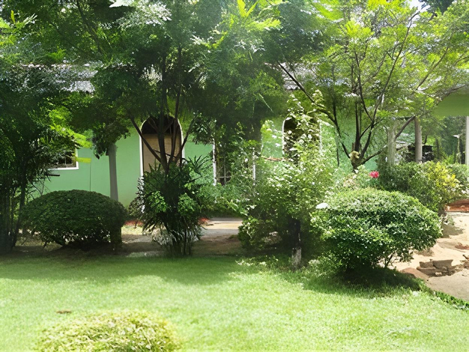 Others 5, Lak Nilla Guest House, Hingurakgoda
