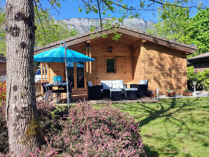 Cabin No 7 Annecy Lake, Haute-Savoie