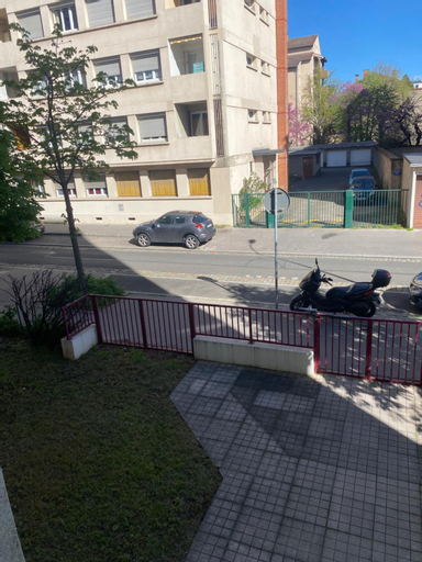 Super T2 Avec piscine Lyon 3eme, Rhône