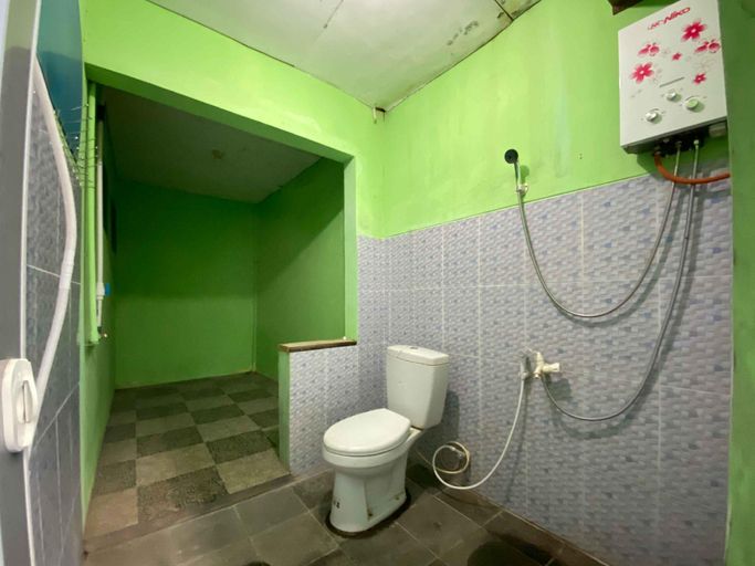 Bathroom 5