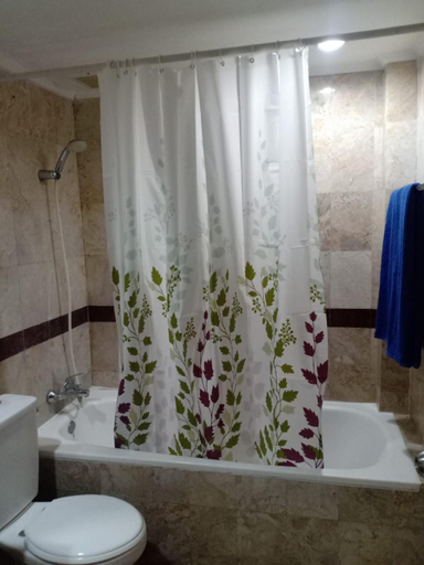 Bathroom 9