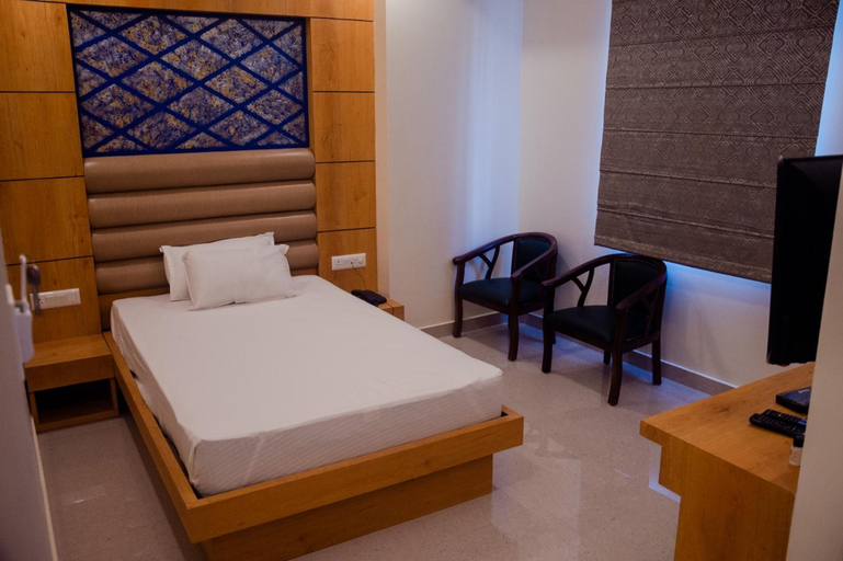 Bedroom 12